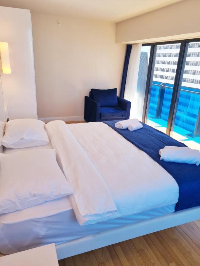 D Block Of New Luxurious Orbi City บาทูมิ ภายนอก รูปภาพ